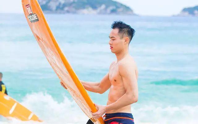 迷人的妖精